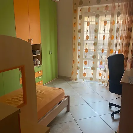 Homestay Da Vinci In Shared Da Vinci Stanze In Condiviso *